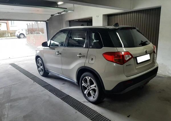 Suzuki Vitara cena 38900 przebieg: 172000, rok produkcji 2016 z Płock małe 46